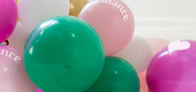 Luftballons mit Logo zum Fest
